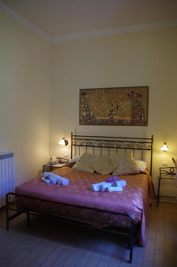 Tucci'S Roma Guest House Extérieur photo