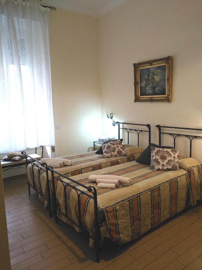 Tucci'S Roma Guest House Extérieur photo